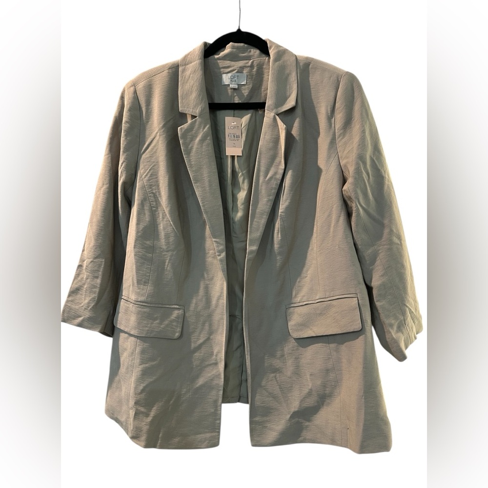 LOFT Women's Beige Blazer